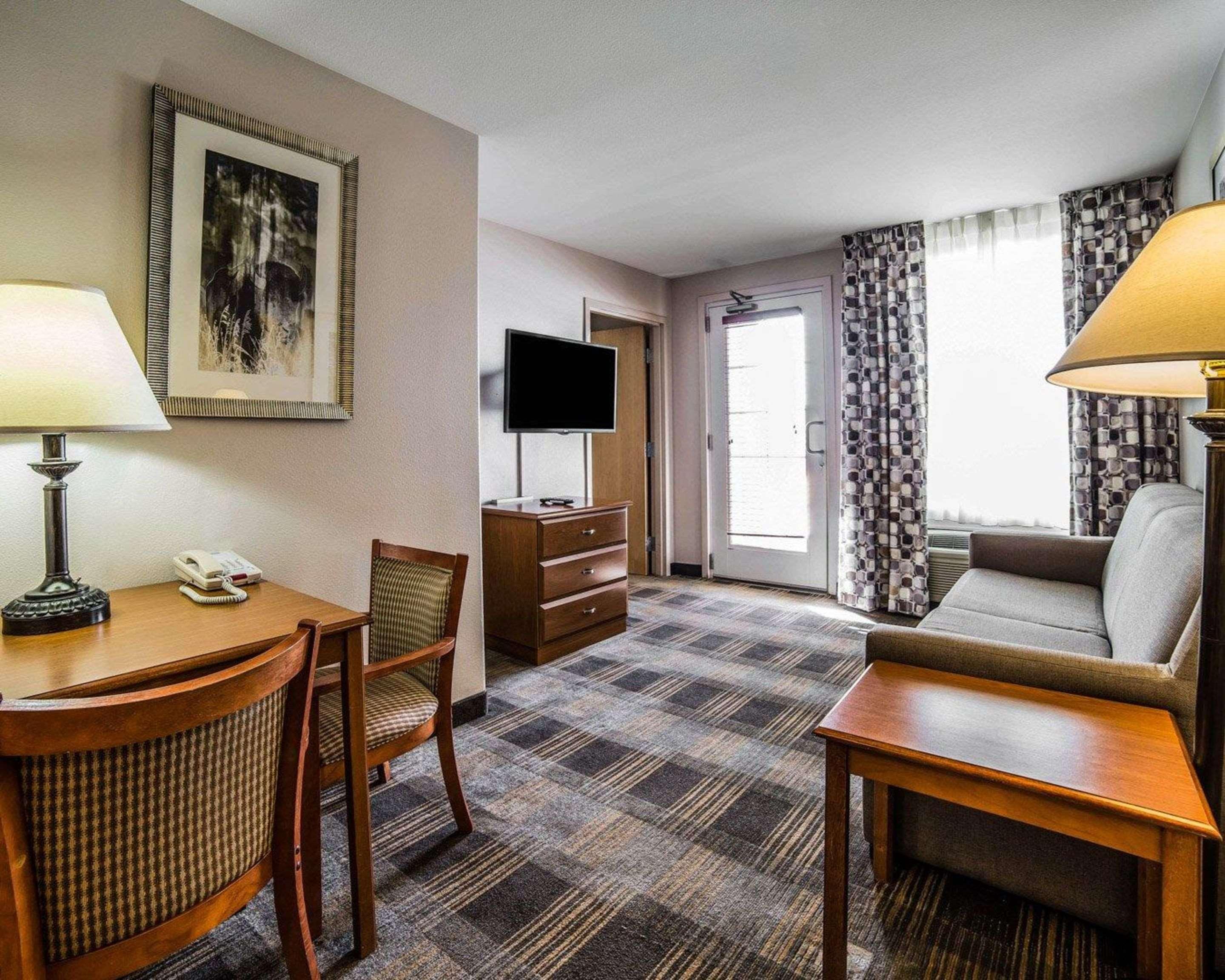 Mainstay Suites Каспер Экстерьер фото